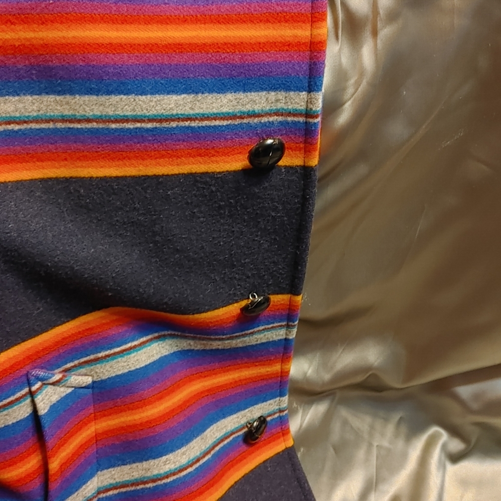 Mens Vintage Pendleton Stripe Cape Style coat - Picture 4 of 16